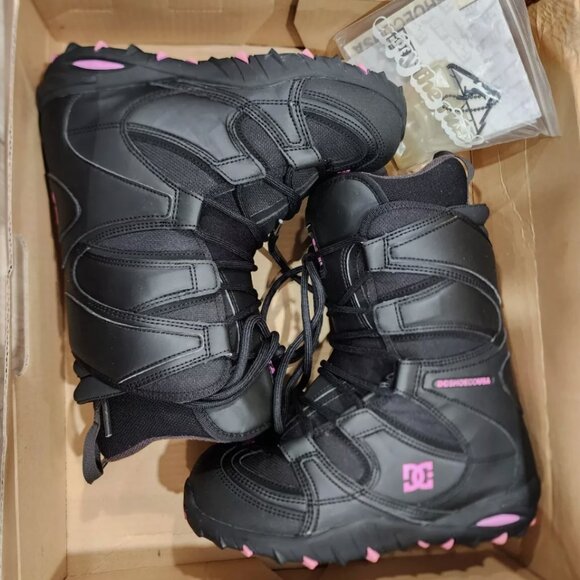 DC Girl's Aura 103395 Snowboard Boots US 6L EUR 37 CM 23.5 Black Pink - Picture 1 of 6